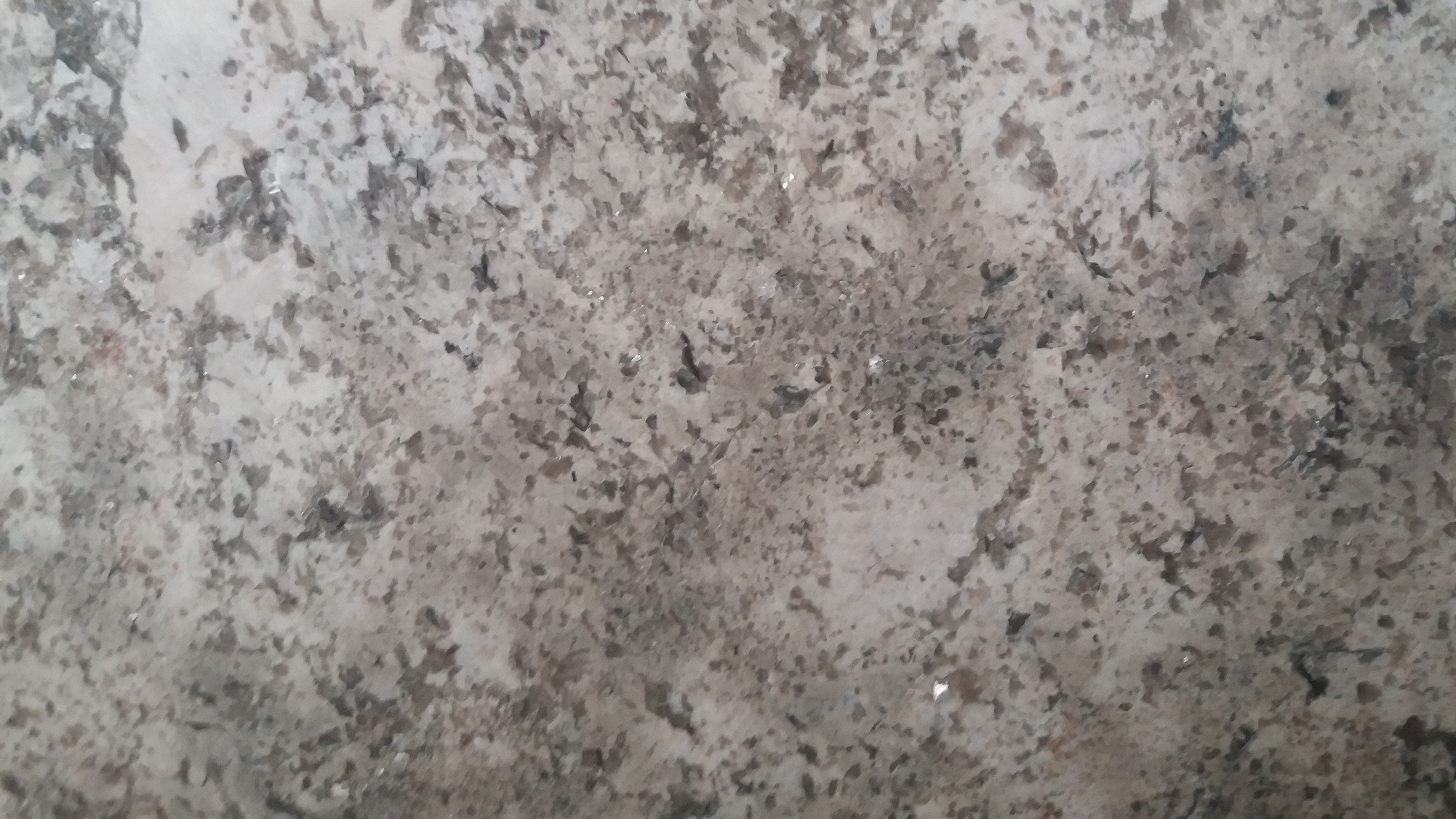 Tranche de GRANIT JUPARANA FLOR. GREY CUIR finition Cuir