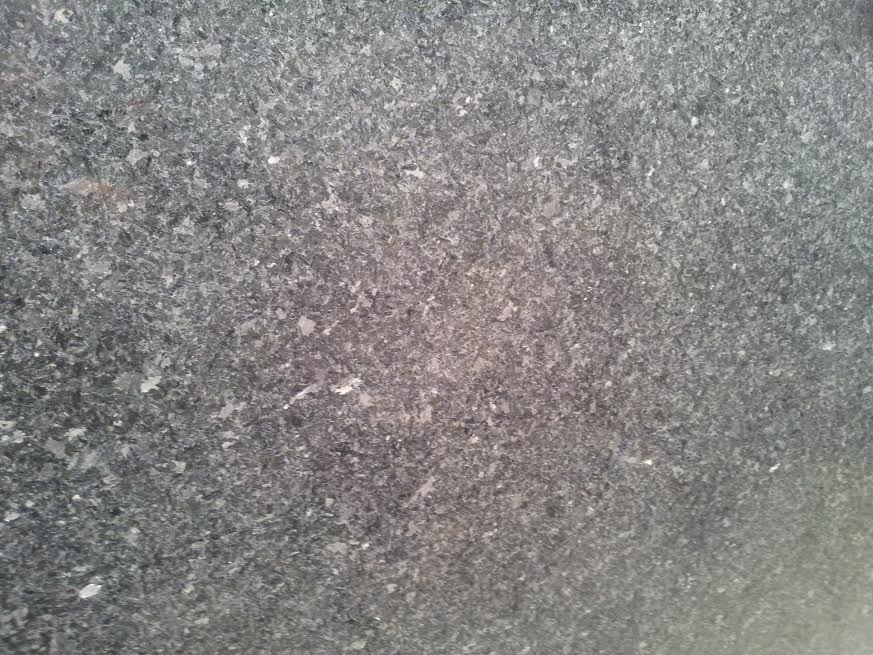 Tranche de GRANIT SILVER BLACK POLI finition Poli