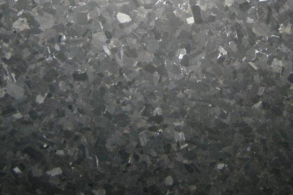Tranche de GRANIT BLACK ANTIQUE CUIR finition Cuir