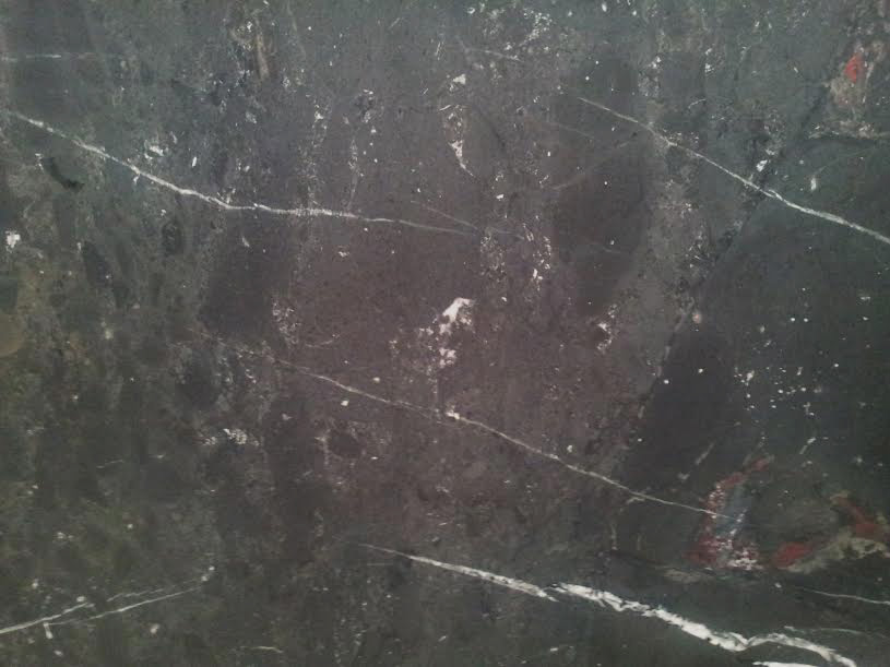 Tranche de QUARTZITE INFINITY BLACK CUIR finition Cuir
