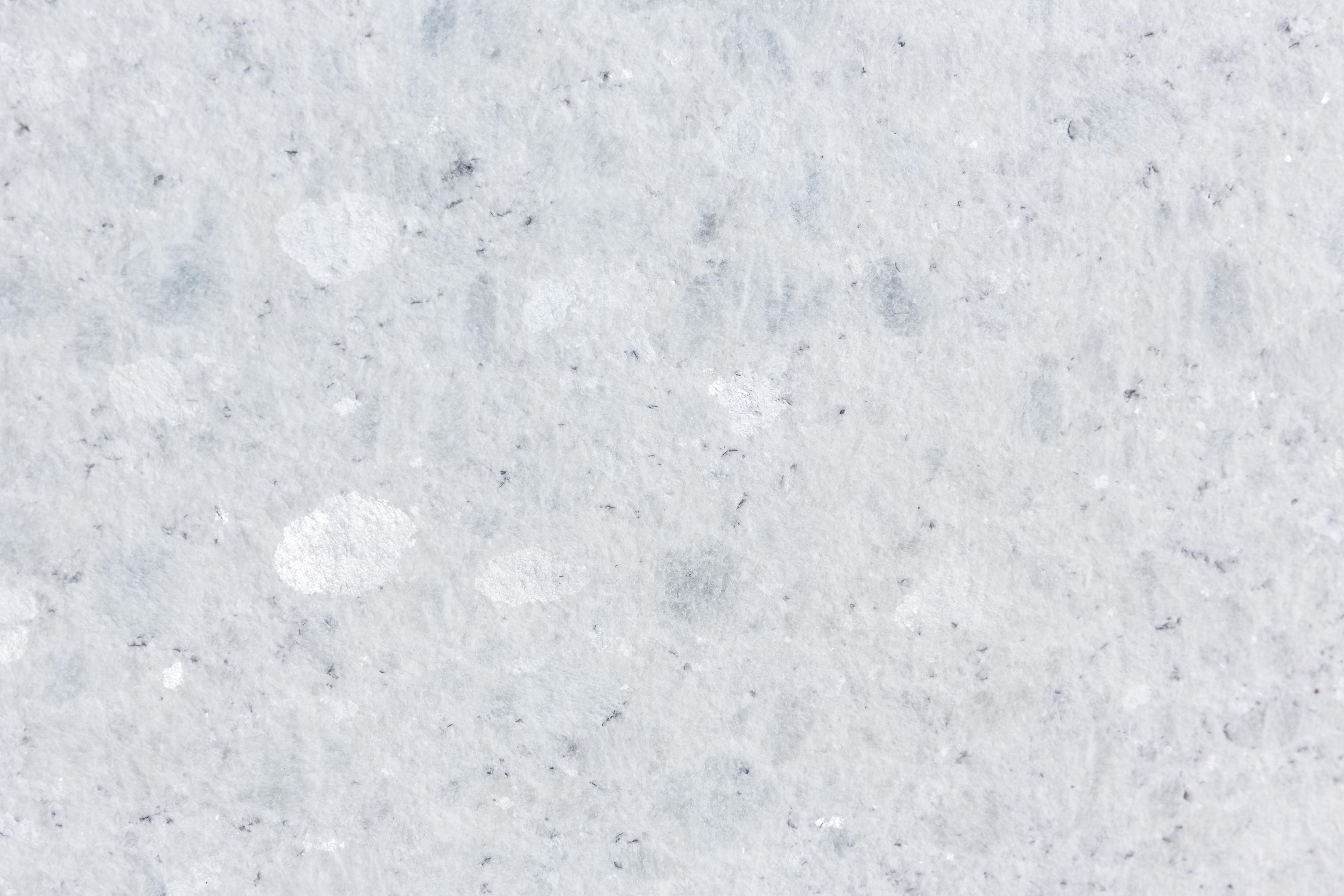 Tranche de MARBRE WHITE PEARL WATERJET + BROSSE finition Waterjet