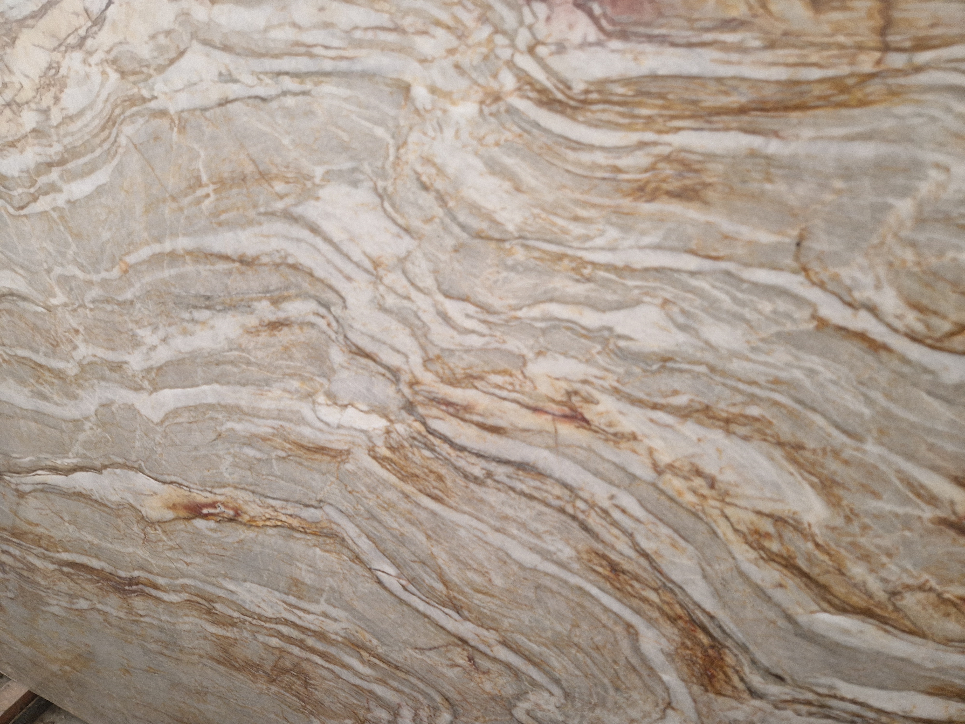 Tranche de QUARTZITE NACARADO POLI finition Poli