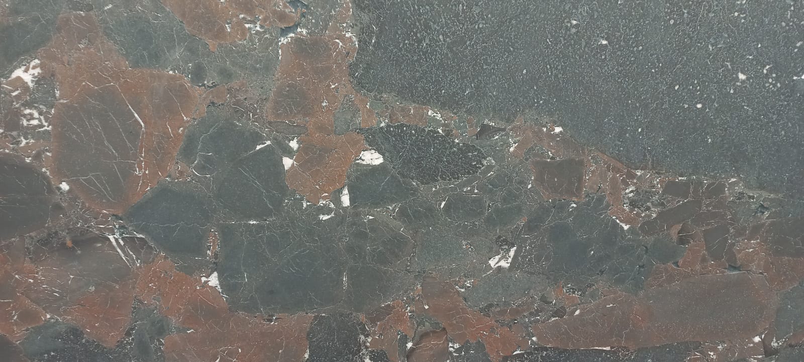 Tranche de QUARTZITE INFINITY BROWN CUIR finition Cuir