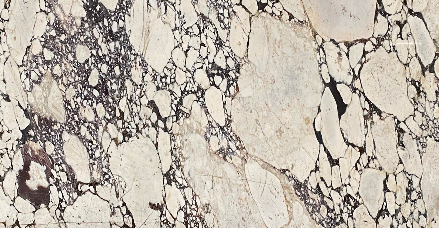 Tranche de MARBRE BRECCIA VIOLA POLI finition Poli