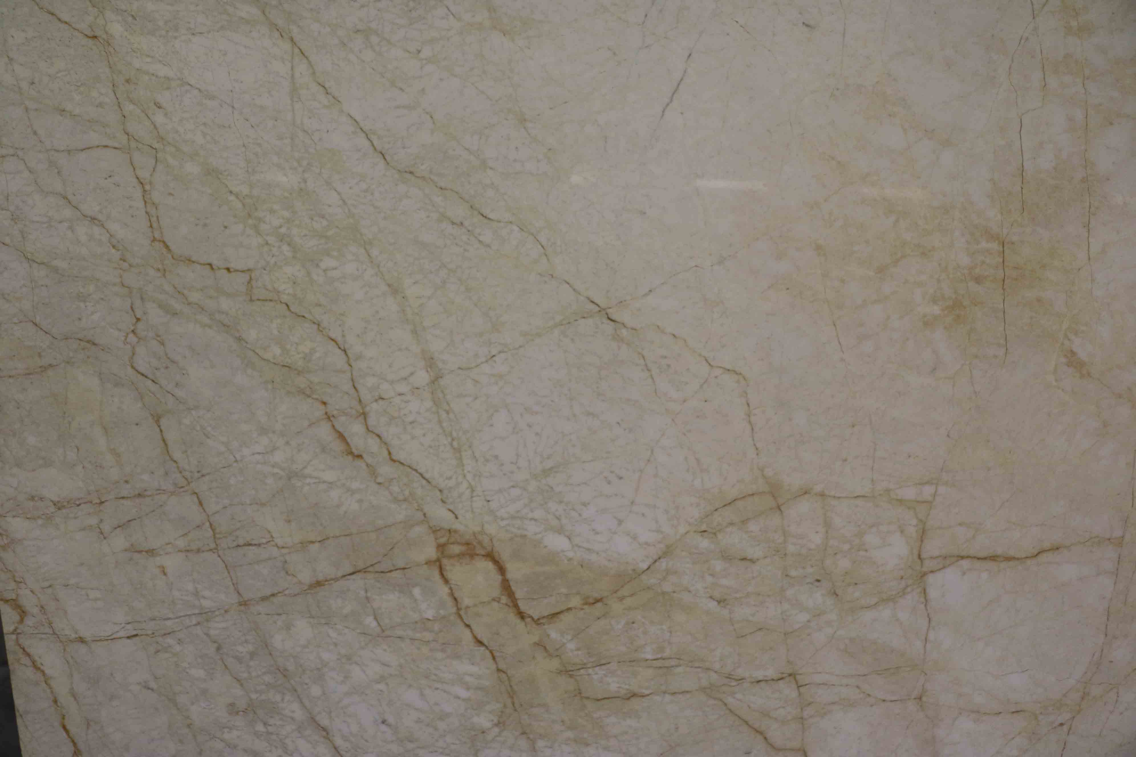 Tranche de MARBRE HELICON GOLD POLI finition Poli
