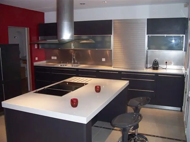 PLAN DE TRAVAIL EN TECHNISTONE CRYSTAL POLAR WHITE