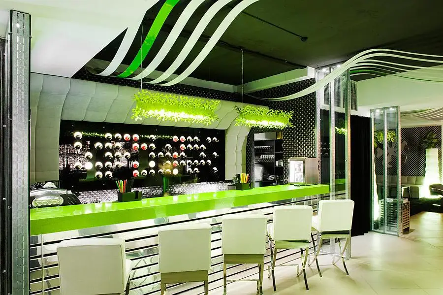PLAN DE BAR EN FRESH GREEN TECHNISTONE COMPOSITE